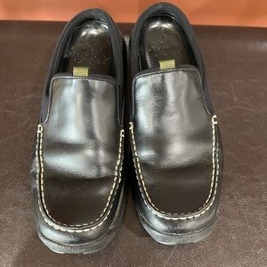 Cole Haan Nike Air slip on dress shoes in a size 9 1/2